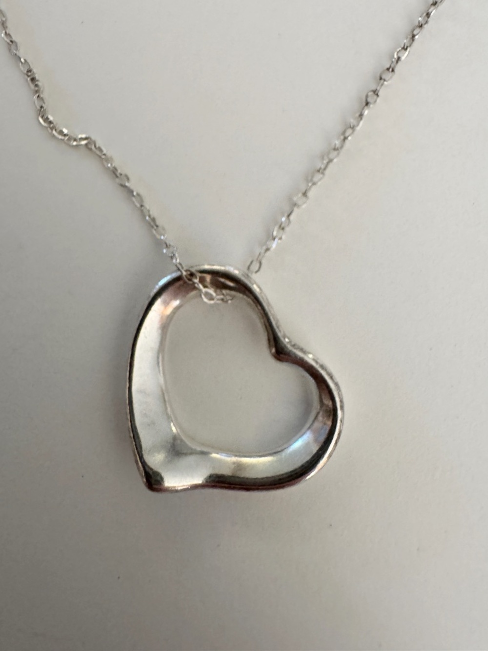 Vintage Iconic Silver Floating Heart Necklace